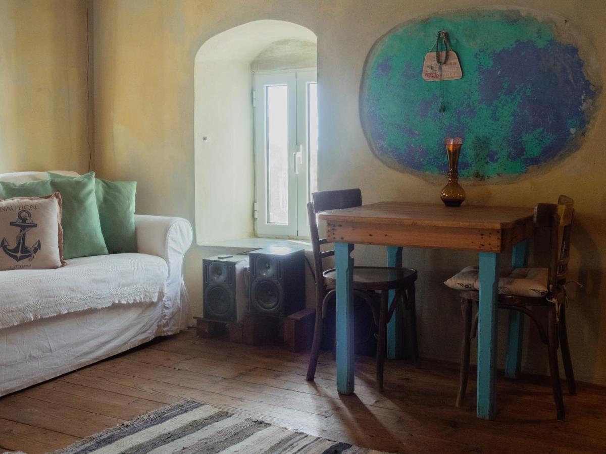 Vintage Stone-Built Country Cottage In Richea Kouloureika エクステリア 写真