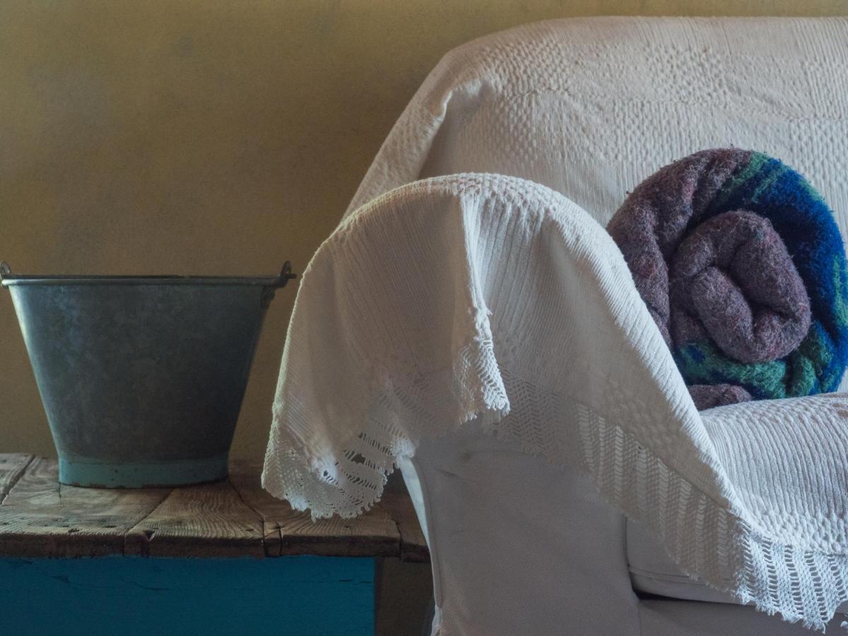 Vintage Stone-Built Country Cottage In Richea Kouloureika エクステリア 写真