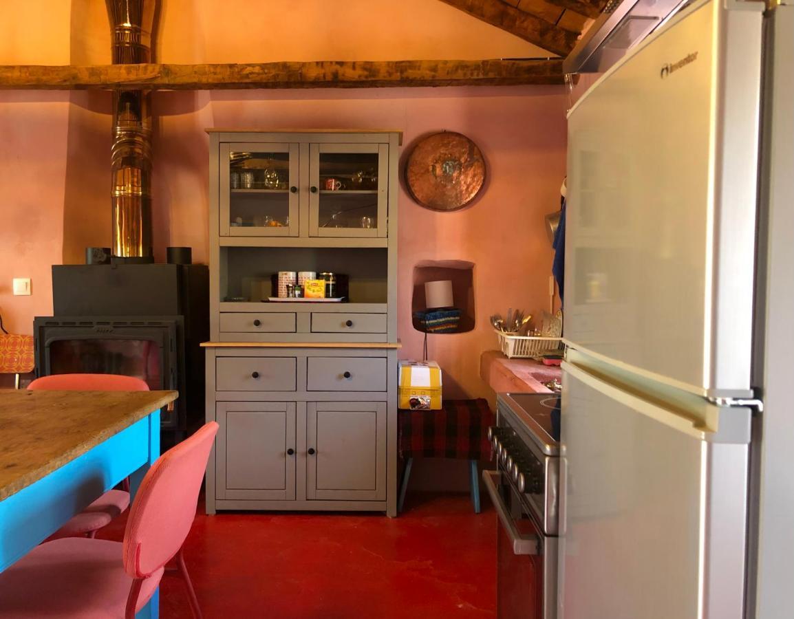 Vintage Stone-Built Country Cottage In Richea Kouloureika エクステリア 写真