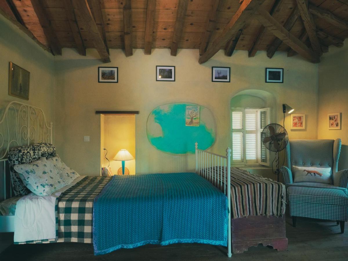 Vintage Stone-Built Country Cottage In Richea Kouloureika エクステリア 写真
