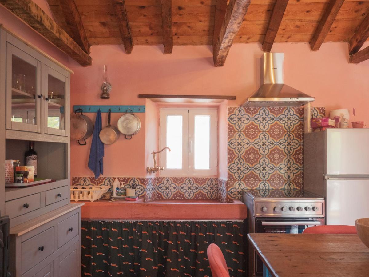 Vintage Stone-Built Country Cottage In Richea Kouloureika エクステリア 写真